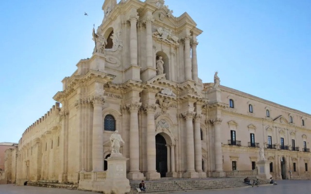 Monasteri