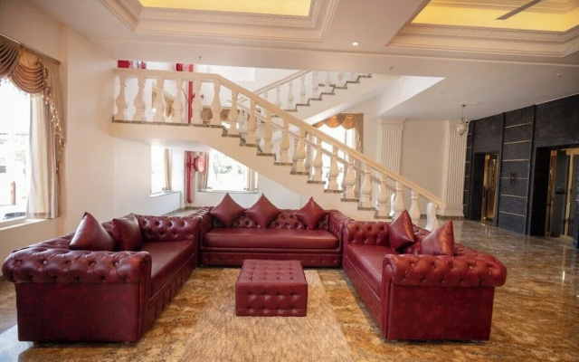 Hotel Utsav Square