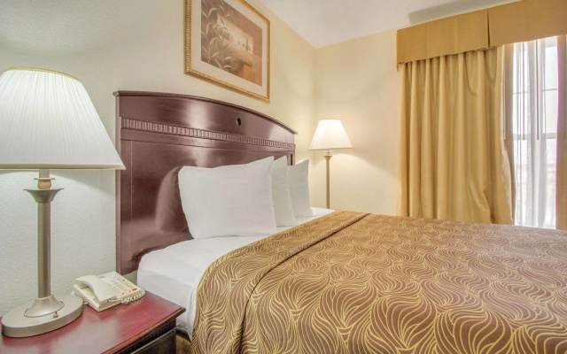 MainStay Suites Texas Medical Center/Reliant Park