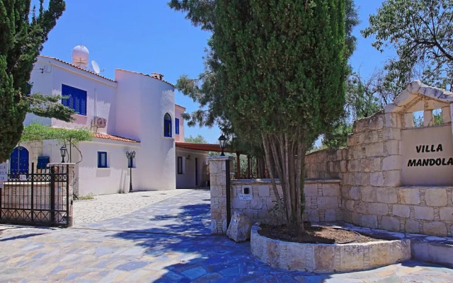 Villa Mandola Rosa in Poli Crysochous