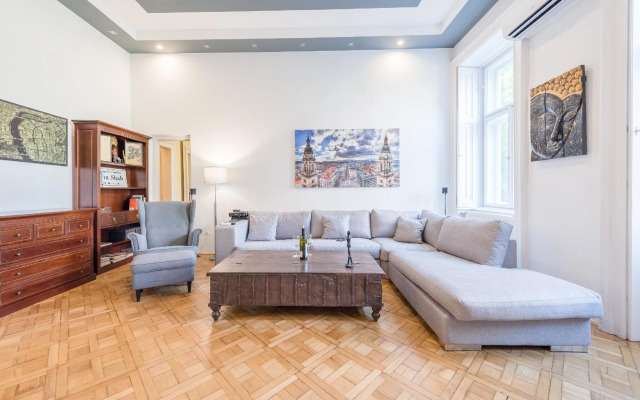 Venus Apartments - Broadway II