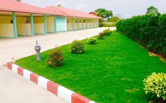 Nadeetawee Resort