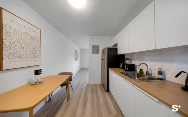 Stylish 1-BD Apt - Gym - Free Parking