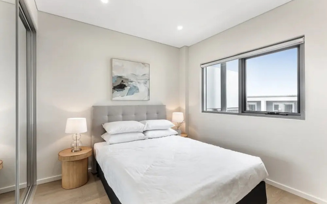 First Floor 3-bed Stunning Unit by The Ocean