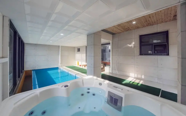 Yangpyeong Seulburg Private Poolvilla