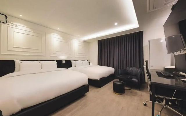 Arden Hotel