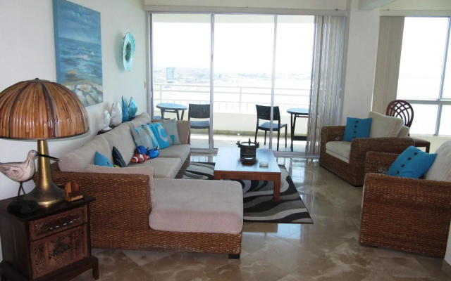 Penthouse de lujo. Carabelas de Colón