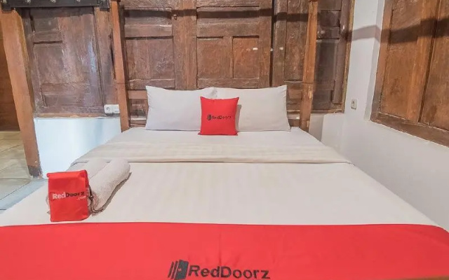 RedDoorz Resort @ Lembang 2