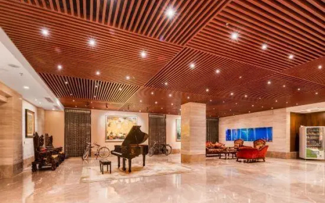 Zhonglang Holiday Hotel