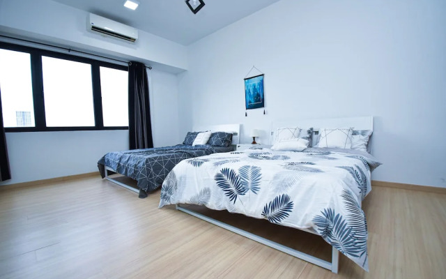 GT Home Encorp Strand Residence