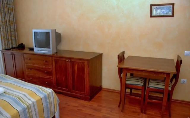 Triász Aparthotel