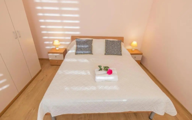 Holiday Home Mirela