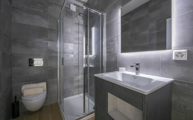 Boutique Apartment 4