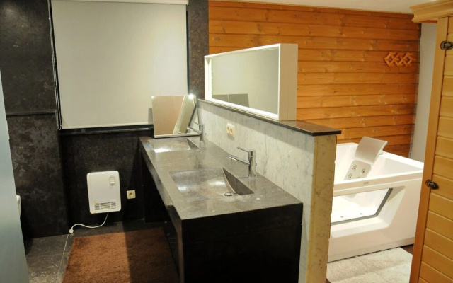 Cozy Holiday Home in Barvaux-sur-Ourthe with Sauna
