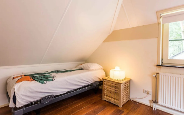 Luxurious Villa With Dishwasher, in the Nature of De Veluwe