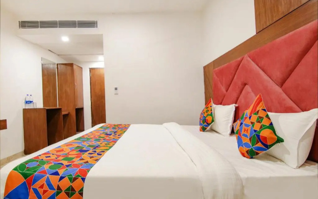 FabHotel Suman Castle