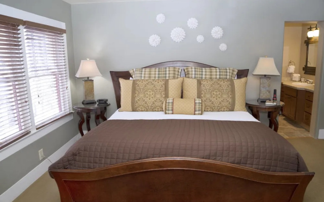 Lara House Bed and Breakfast