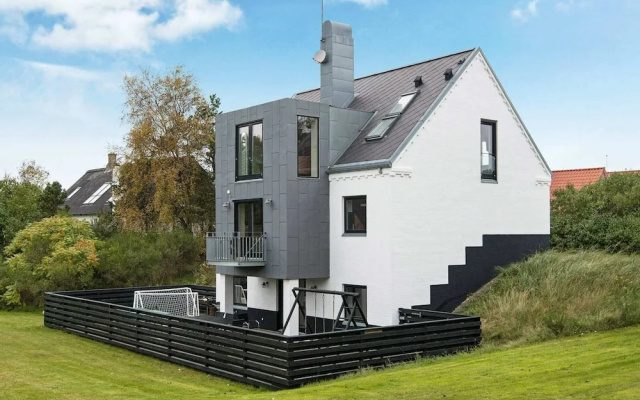 10 Person Holiday Home in Glesborg