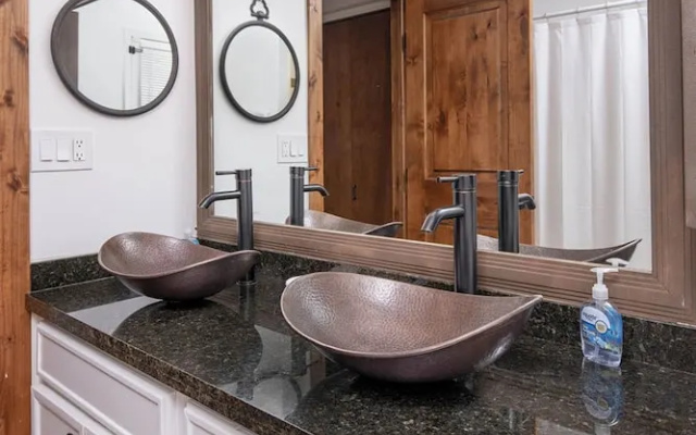 Casa Azul 4 BR by Casago