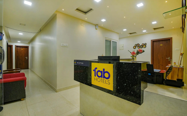 Fabhotel Purple Suites Inn