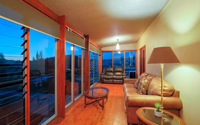 Jenkins Street Guesthouse