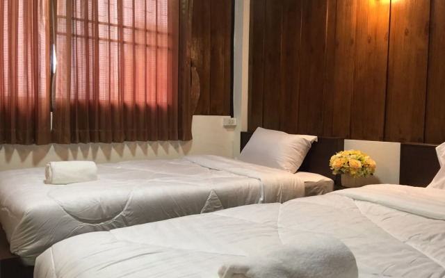 Phrasing Guesthouse