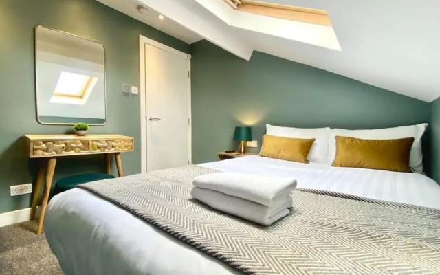 Host Stay Canning Quarters III