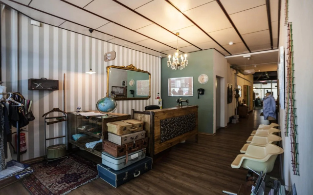 Pars Tailor's Hostel