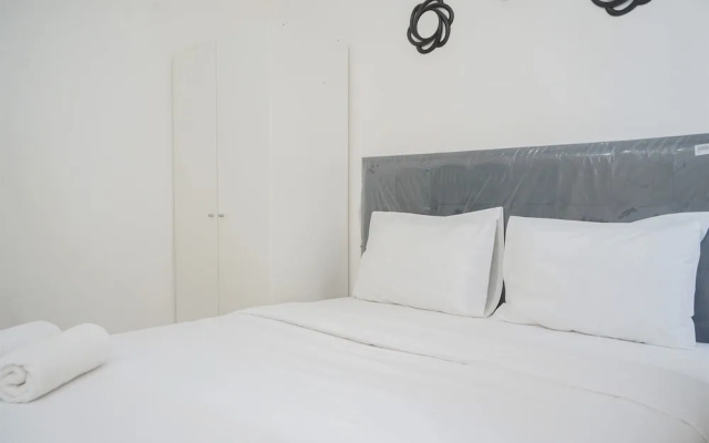 Strategic And Homey 2Br At Puri Garden Apartment Near Mall
