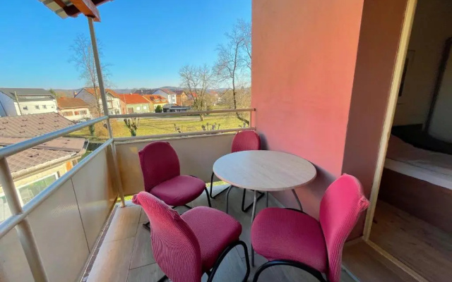 Apartmani Top Art Topusko