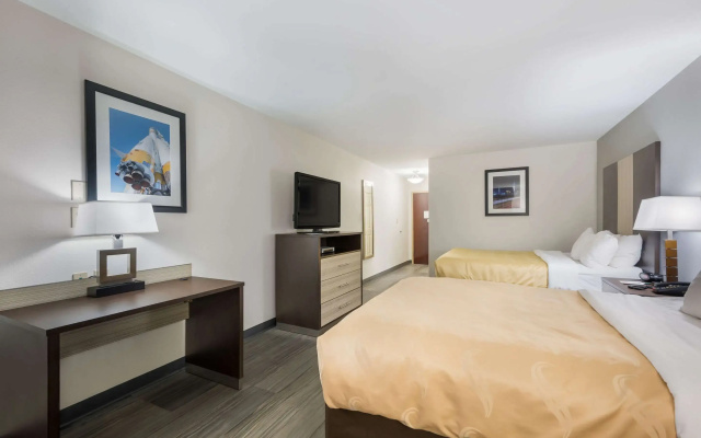 Quality Inn & Suites Huntsville Research Park Area