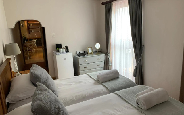 The Avenues Guest House