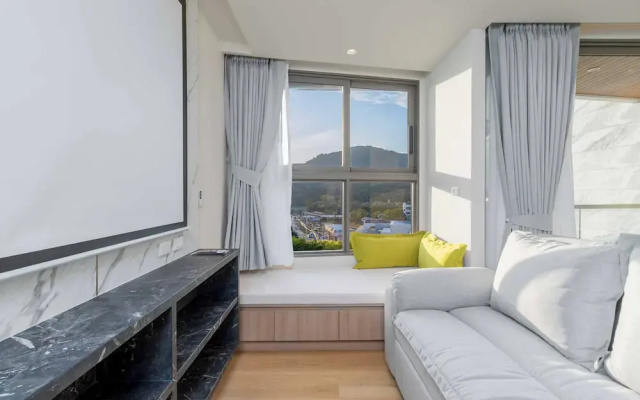 Brand New Condo Near Nai Harn Beach C263