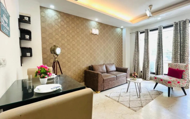 BluO 1BHK Select Citywalk MAX Saket, Balcony Lift