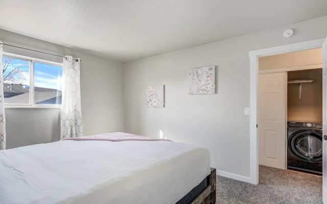 Pueblo Place