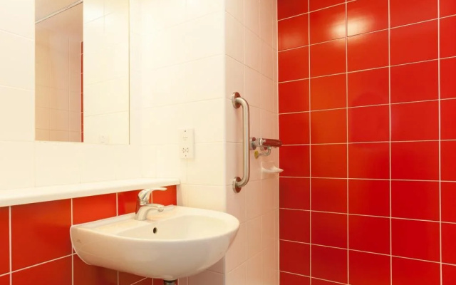 Travelodge Sunbury M3
