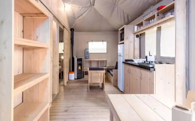 Glamping in Signy-l'abbaye