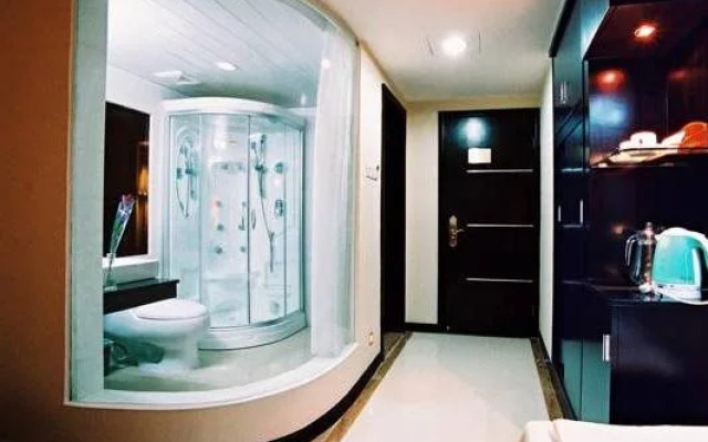 Teem Ease Hotel