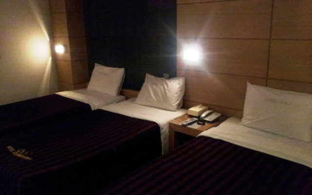 Bali Tourist Hotel