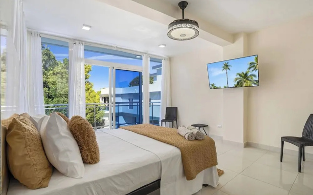 Luxurious Bright and Stylish, 7 Bedroom Villa