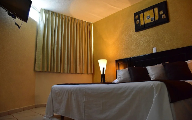 Hotel Suite Azomali