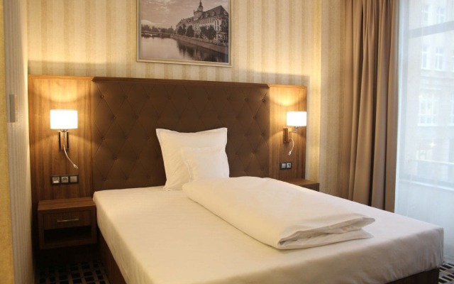Hotel Grand City Вроцлав комната для гостей