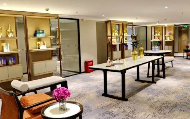 Zhuo Ruiyunrui Hotel