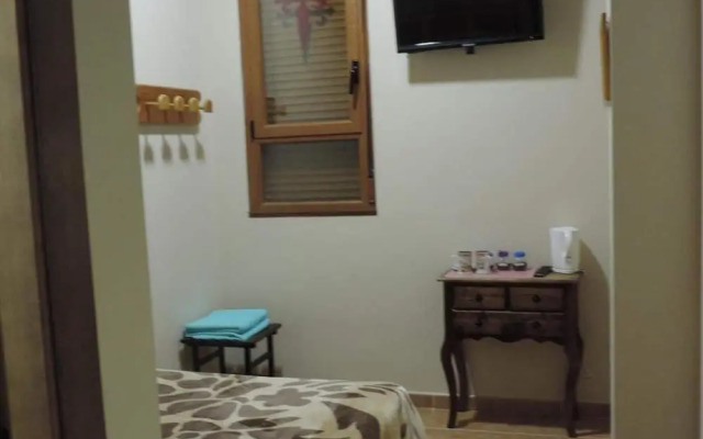 Albergue Santo Tomás de Canterbury - Hostel