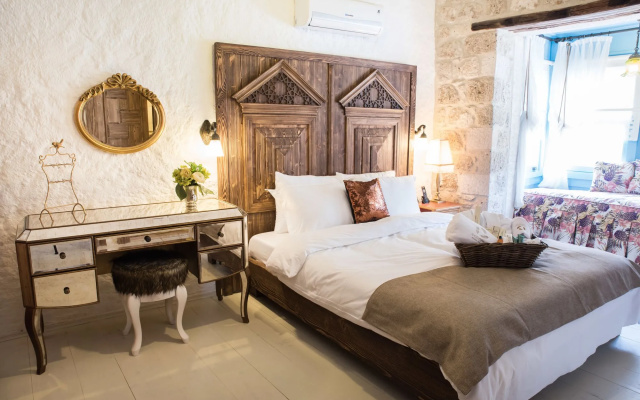 Palm Alaçatı Boutique Hotel