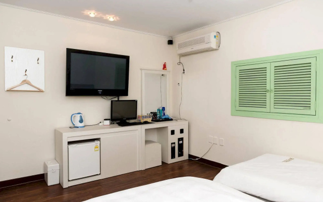Fox Tourist Hotel Gunsan(폭스 관광 호텔)