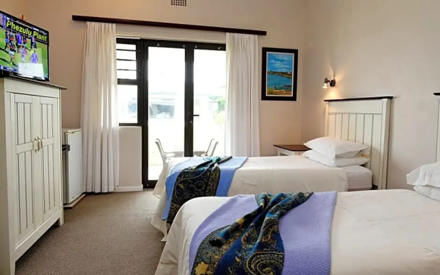 Riviera Hotel