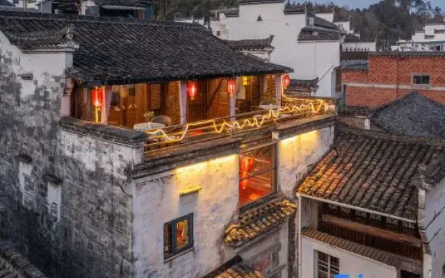Huipai Bainian Laozhai Homestay Bao Shantang（Likeng scenic Area Store）