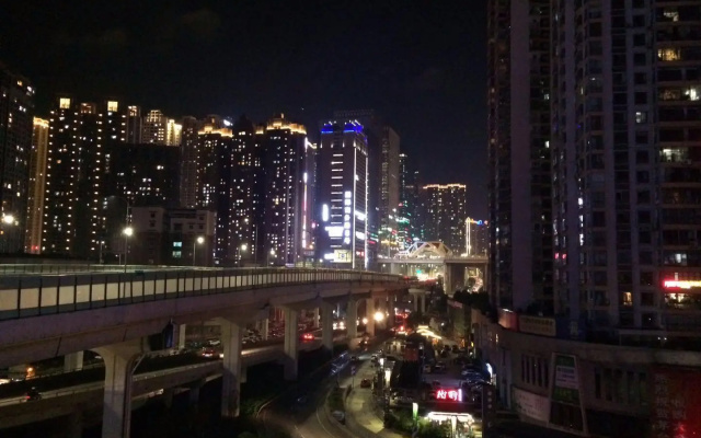 PAI Hotels·Huaguoyuan Home Appliances Plaza BRT Yixiao Lijiao Station