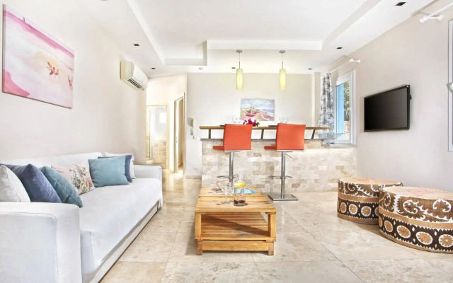 Saylam Suites